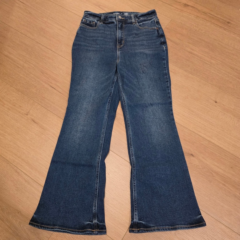 Old Navy Higher High-Rise Flare Jeans Dark Wash Size 6 Secret-Smooth Pockets